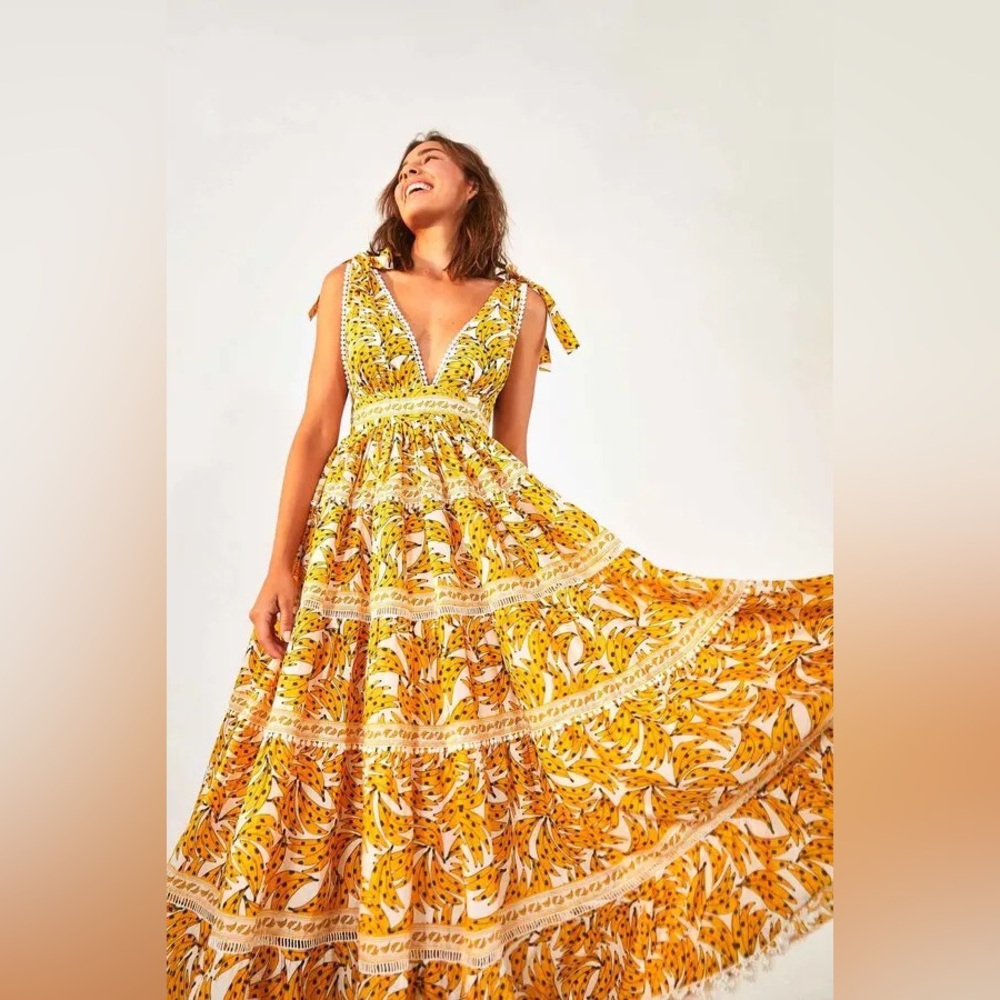 Farm Rio Spotted Bananas Long Tiered Maxi Medium